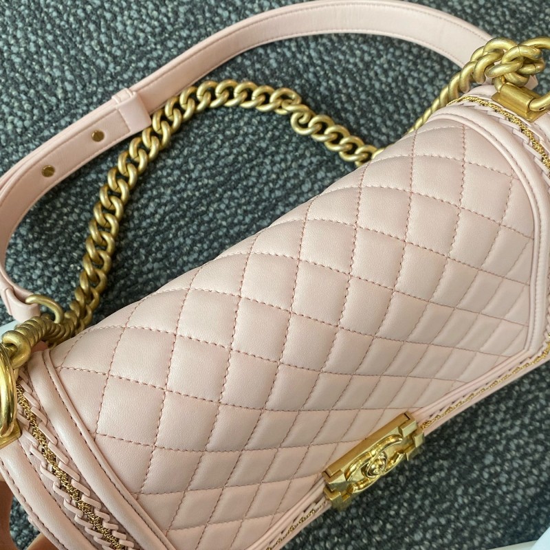 Chanel香奈兒 leboy中號 粉金羊皮 限量宮廷編織滾邊款 肩背包斜背包-23
