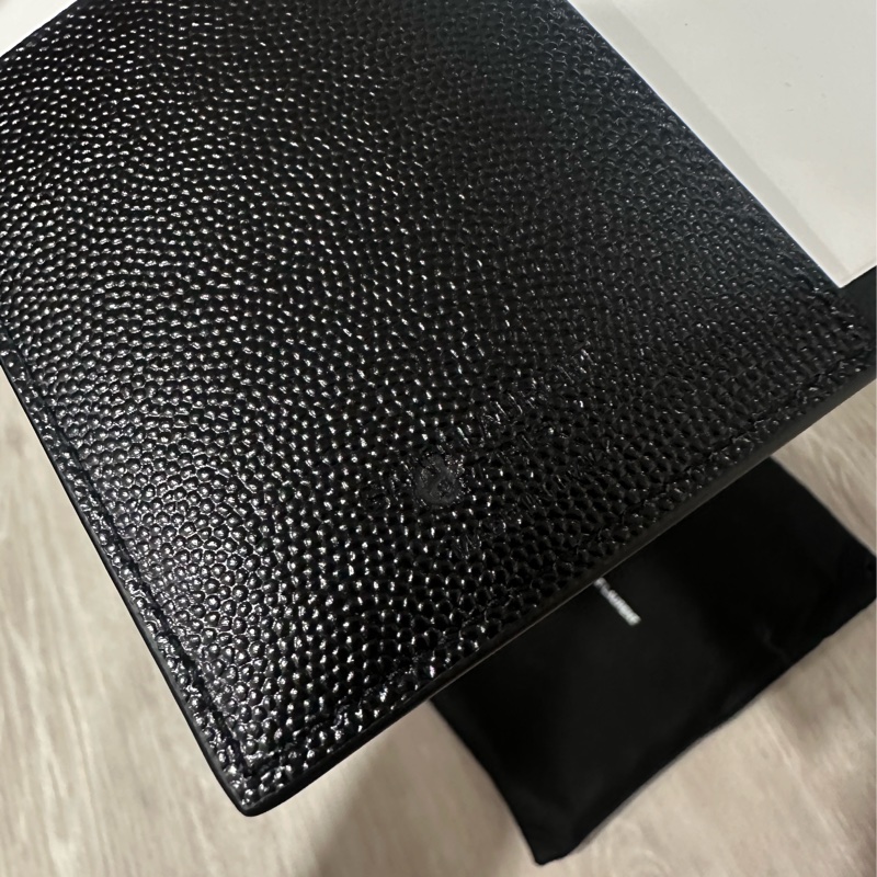 SAINT LAURENT YSL全皮黑色燙字Logo 護照套-5