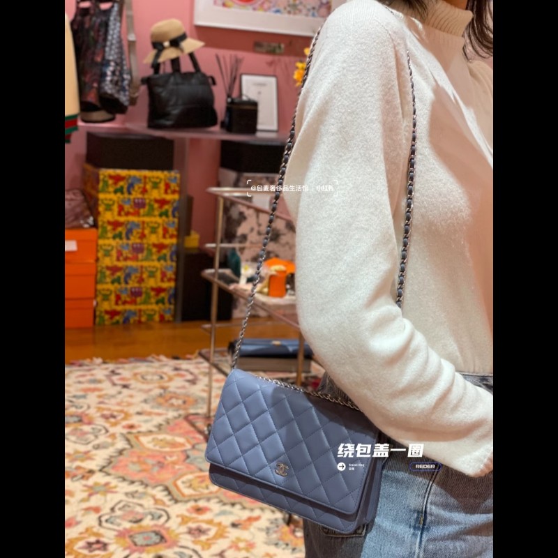 香奈兒 Chanel woc 藍紫色 紫灰色 銀色 雙C logo 鍊條包-0