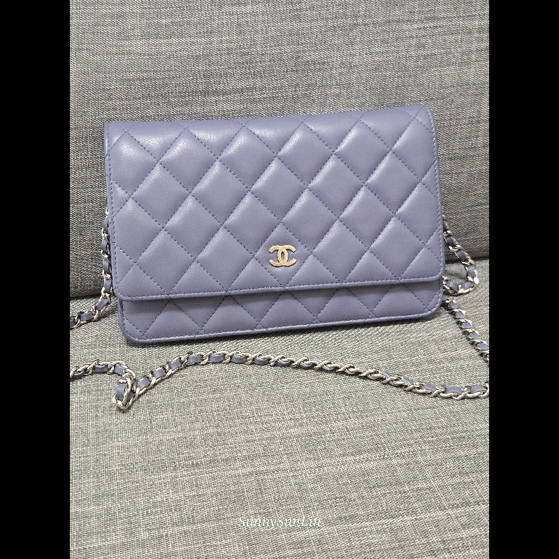 香奈兒 Chanel woc 藍紫色 紫灰色 銀色 雙C logo 鍊條包-1