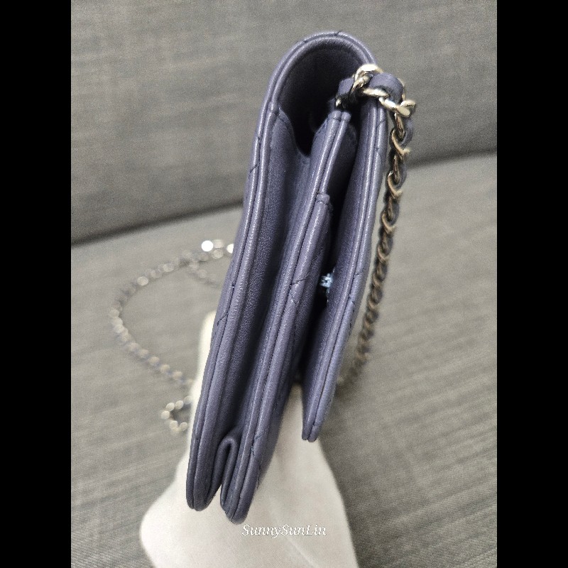 香奈兒 Chanel woc 藍紫色 紫灰色 銀色 雙C logo 鍊條包-23