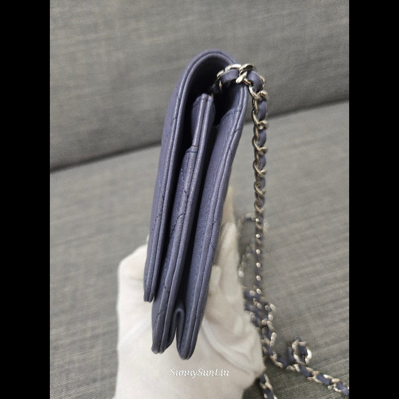 香奈兒 Chanel woc 藍紫色 紫灰色 銀色 雙C logo 鍊條包-24