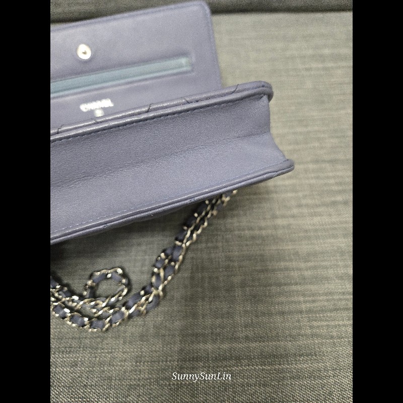 香奈兒 Chanel woc 藍紫色 紫灰色 銀色 雙C logo 鍊條包-27