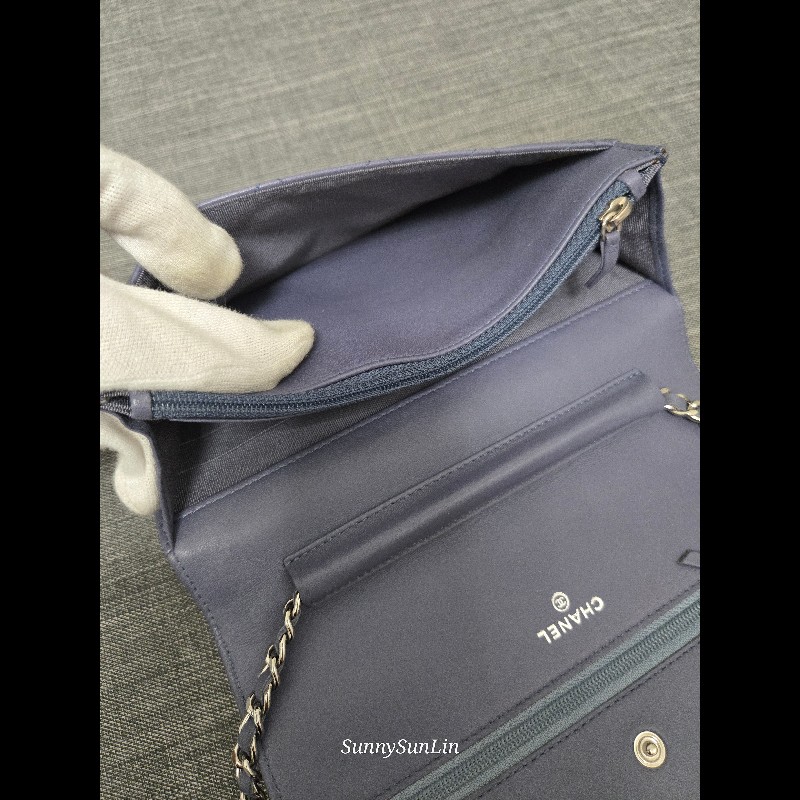 香奈兒 Chanel woc 藍紫色 紫灰色 銀色 雙C logo 鍊條包-42