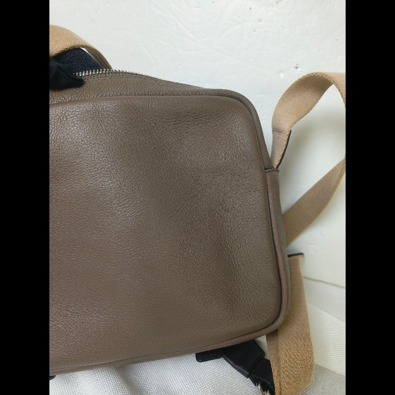 🔥年終狂降🔥【限時降價只到12/31（原31,800）】【8成新】㊣✨ LOEWE ✨(附防塵袋)羅威 拼色 雙釦 小牛皮 皮革 郵差包 側背包 斜背包/男女可用/二手包/保證正品🌳二手樹屋🌳-27
