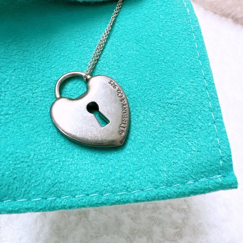 Tiffany & Co 愛心鎖扣吊墜 銀項鍊-2
