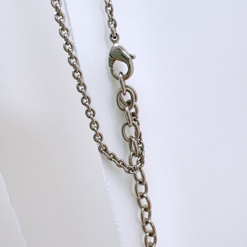 Lv essential v 銀色項鍊-6