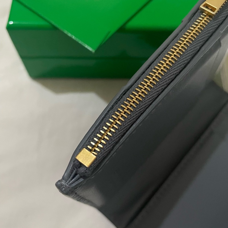 BOTTEGA VENETA 三折短夾 大象灰-8