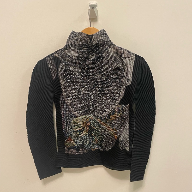 ▪️富貴選物FUGUEI▪️三宅一生ME 黑色長袖橫尾美美貓咪上衣-0