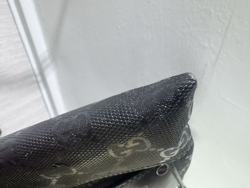 Gucci酷炫黑色漂亮肩背包-10