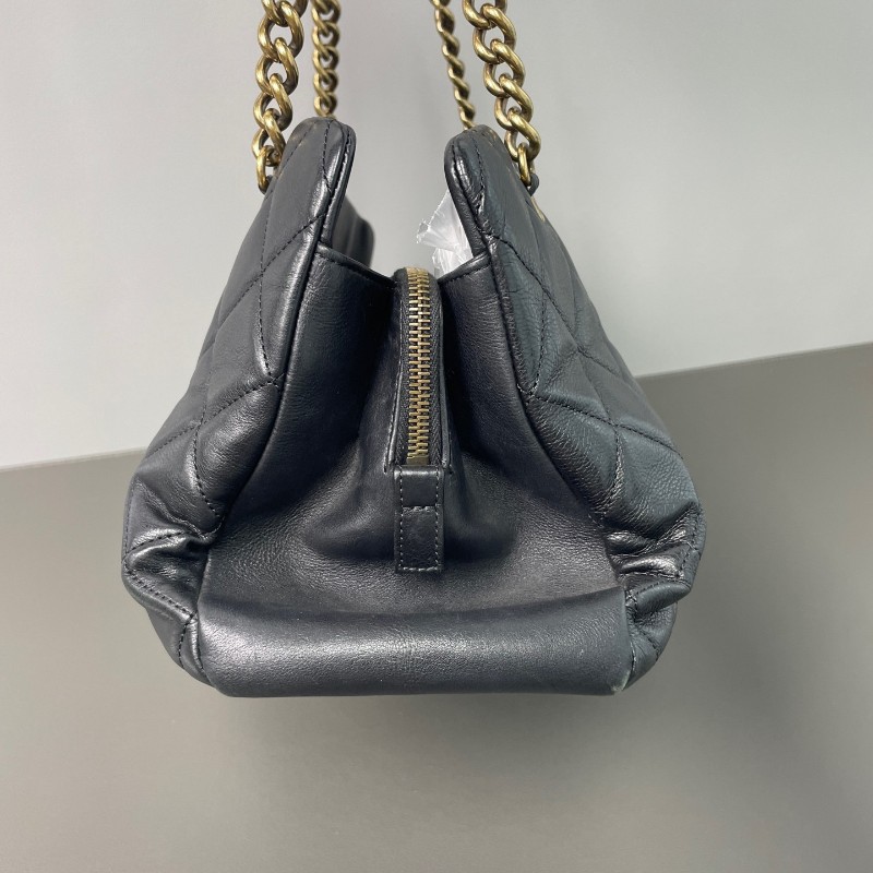 Chanel/香奈兒 黑金鍊條托特 復古金屬扣 黑色 油蠟皮 肩背包-3