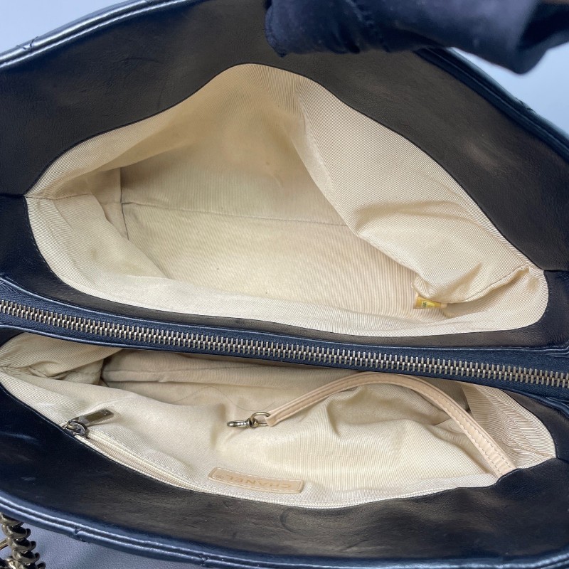 Chanel/香奈兒 黑金鍊條托特 復古金屬扣 黑色 油蠟皮 肩背包-8