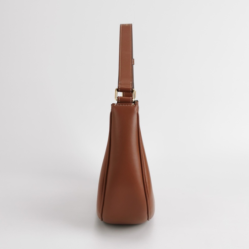 Celine Triomphe中號Ava棕色Hobo光滑牛皮半月包-1