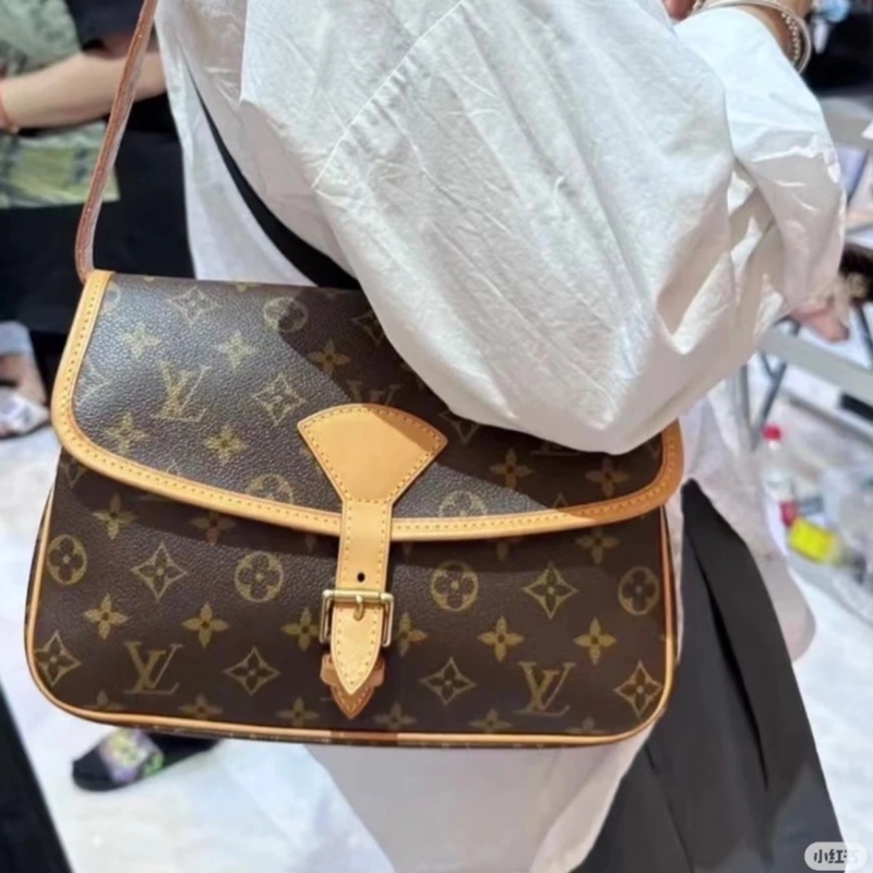 🌷LouisVuitton 老式法棍包.協背包.側背包 ｜經典花紋✦fufu style 精品✦ 氣質款｜-1