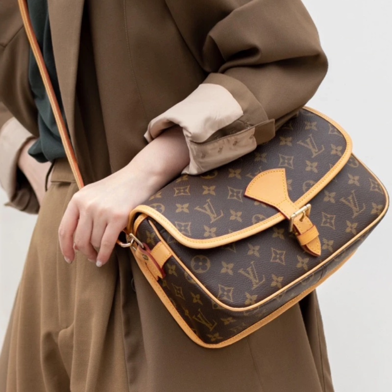 🌷LouisVuitton 老式法棍包.協背包.側背包 ｜經典花紋✦fufu style 精品✦ 氣質款｜-4