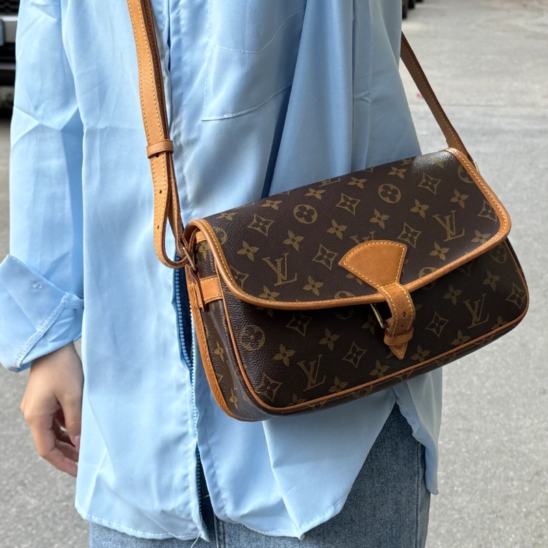 🌷LouisVuitton 老式法棍包.協背包.側背包 ｜經典花紋✦fufu style 精品✦ 氣質款｜-9