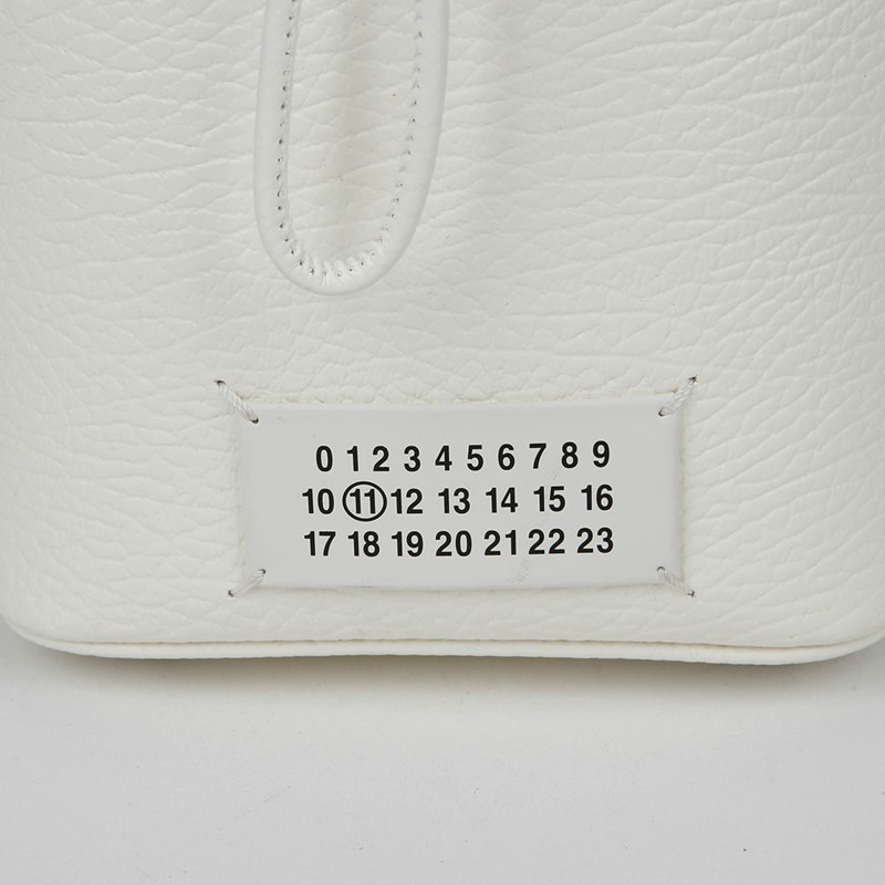 MAISON MARGIELA S61WG0035 5AC 小號水桶手提單肩包-1