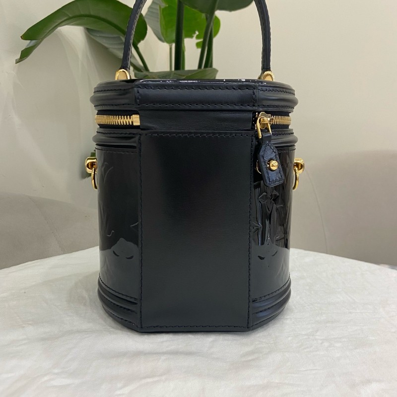 LV 發財桶 漆皮黑色手提包斜背包-1