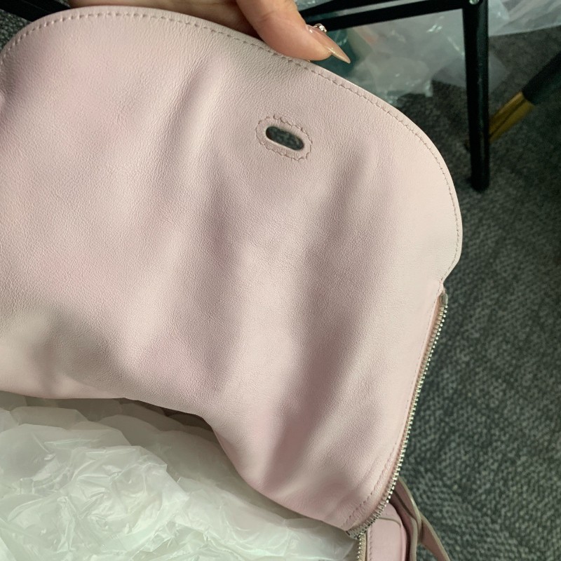Hermes愛馬仕 Lindy34 粉色銀扣
肩背包-18