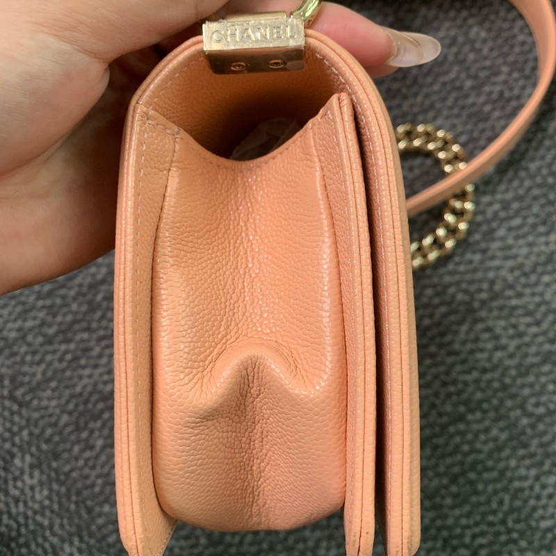 CHANEL LeBoy小號 淡橘色荔枝紋牛皮 肩背包斜背包 晶片款-5
