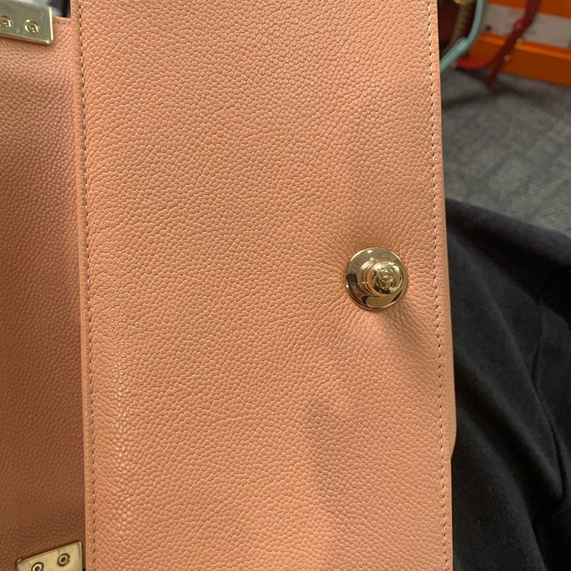 CHANEL LeBoy小號 淡橘色荔枝紋牛皮 肩背包斜背包 晶片款-17