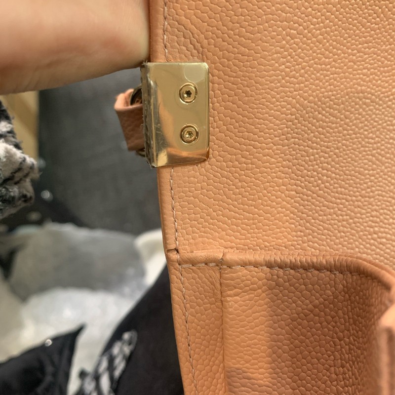 CHANEL LeBoy小號 淡橘色荔枝紋牛皮 肩背包斜背包 晶片款-20