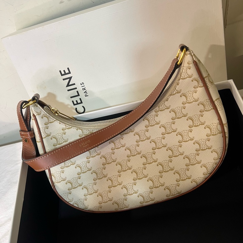 ෆ Celine AVA白色老花腋下包-11