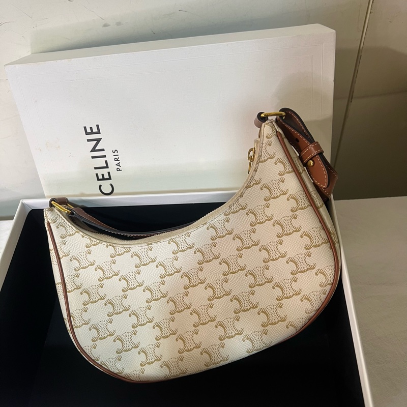 ෆ Celine AVA白色老花腋下包-12