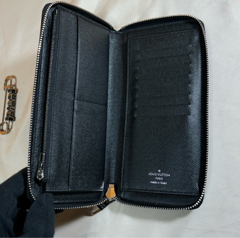 🔥近新美品 LV 路易威登 Louis Vuitton黑棋盤格拉鏈10卡長夾-2