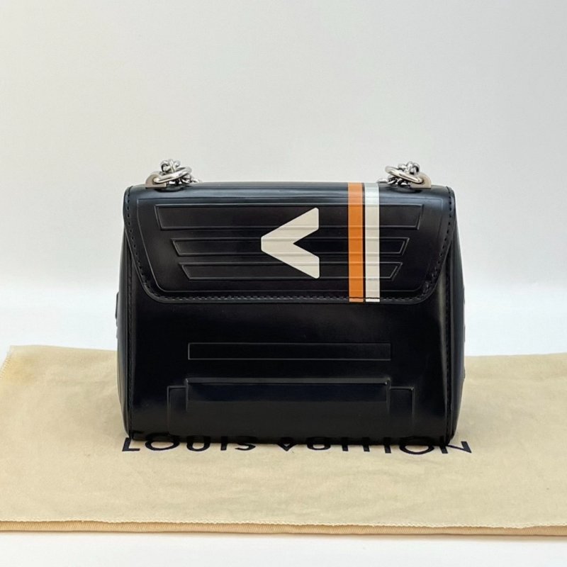 LV twist扭一扭肩背斜背包18.5*14.5*9 98新配件塵袋購證-3