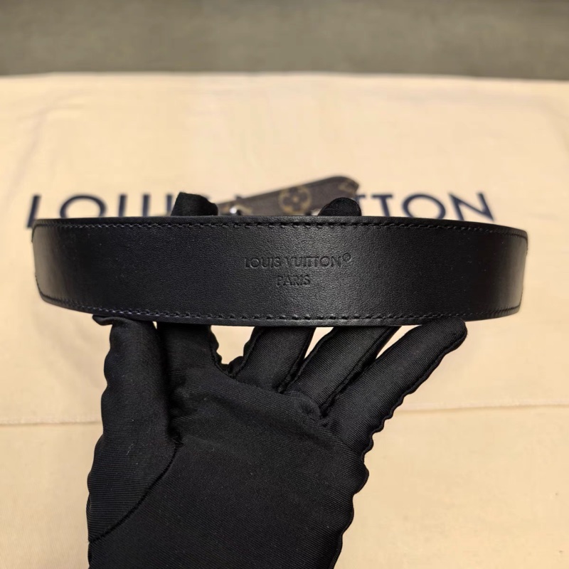 Lv carryall 黑武士中號 芯片款 #全新全配🈶台北101購證 #男女同款 🉑送禮-22