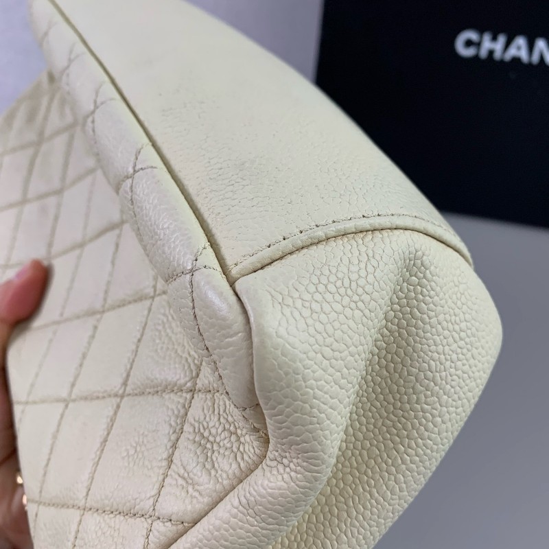 Chanel CF象牙白 金扣 幻彩荔枝紋牛皮口蓋包 斜背包肩背包-10