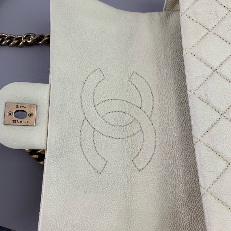 Chanel CF象牙白 金扣 幻彩荔枝紋牛皮口蓋包 斜背包肩背包-17