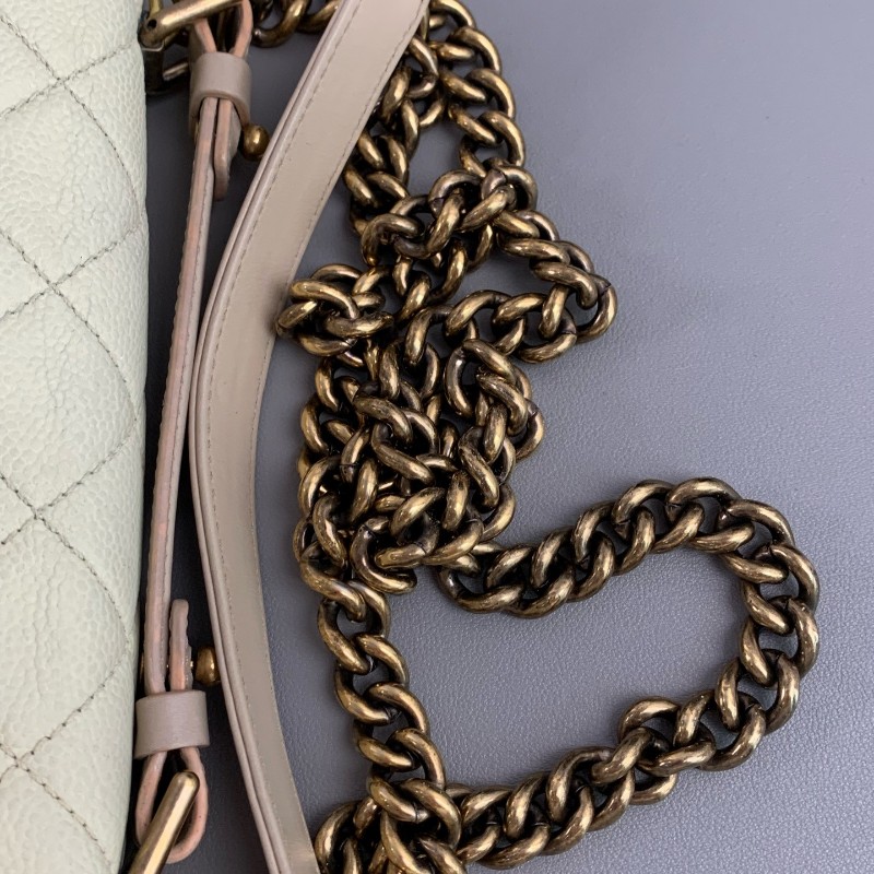 Chanel CF象牙白 金扣 幻彩荔枝紋牛皮口蓋包 斜背包肩背包-21