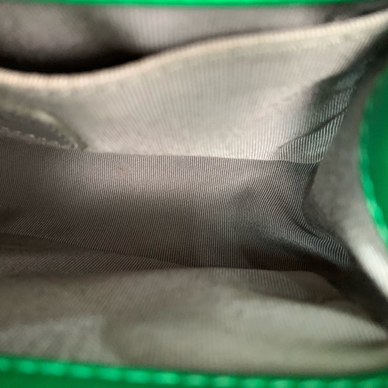 CHANEL Leboy小號 牛皮 綠色銀扣口蓋包 肩背包斜背包-19