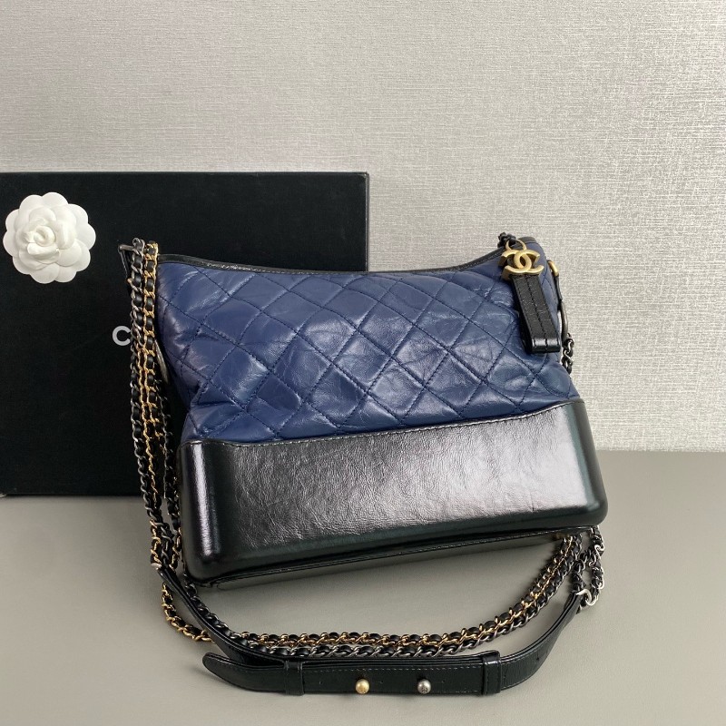 Chanel流浪包中號 海軍藍黑拼色牛皮 肩背包-1