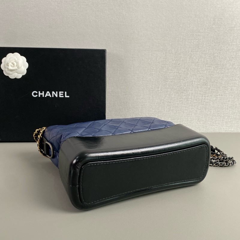 Chanel流浪包中號 海軍藍黑拼色牛皮 肩背包-5