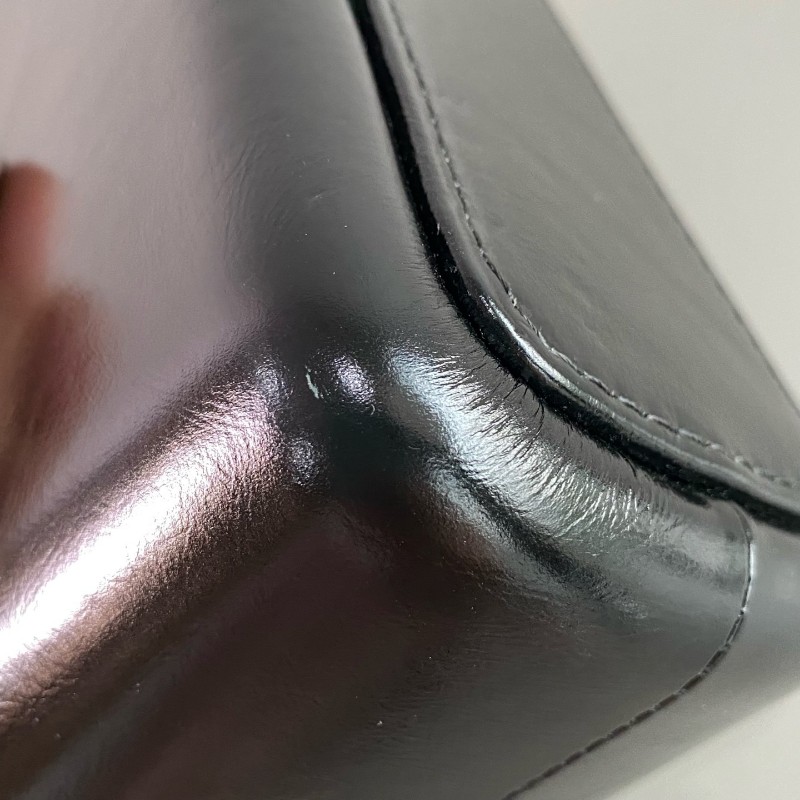 Chanel流浪包中號 海軍藍黑拼色牛皮 肩背包-11