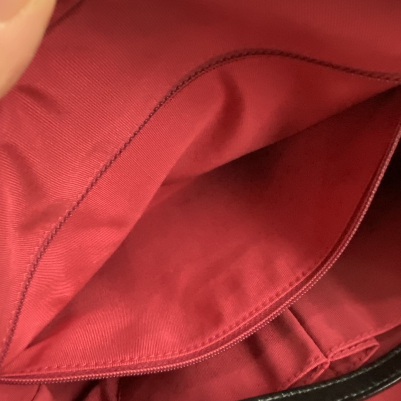 Chanel流浪包中號 海軍藍黑拼色牛皮 肩背包-17