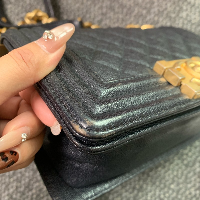 Chanel香奈兒 leboy小號 海軍藍荔枝紋牛皮金扣鏈條包-10