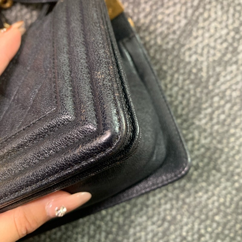 Chanel香奈兒 leboy小號 海軍藍荔枝紋牛皮金扣鏈條包-11