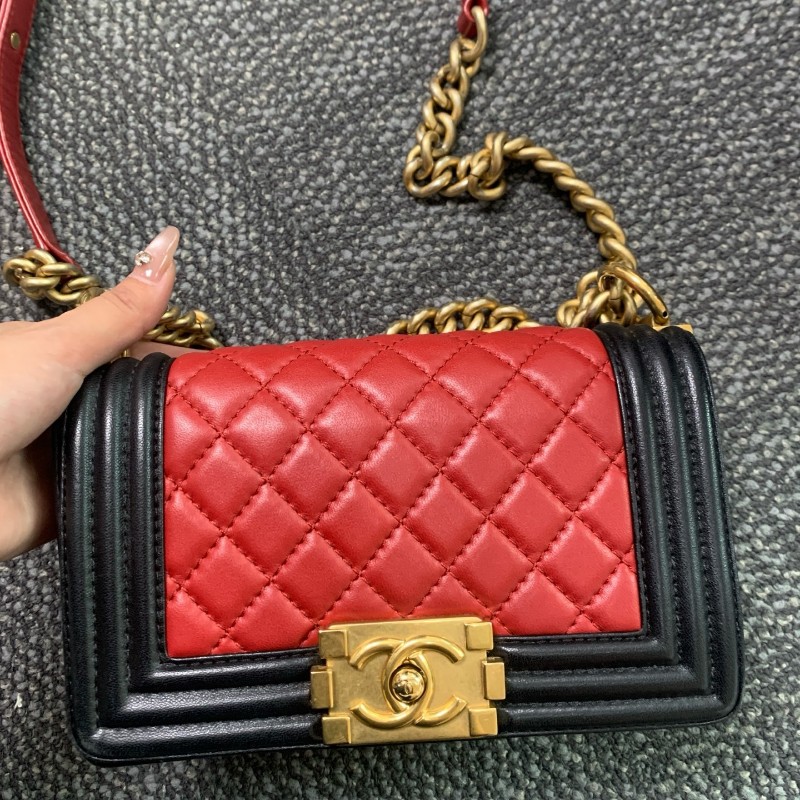 Chanel leboy小號 20cm羊皮金扣酒紅色口蓋包-5