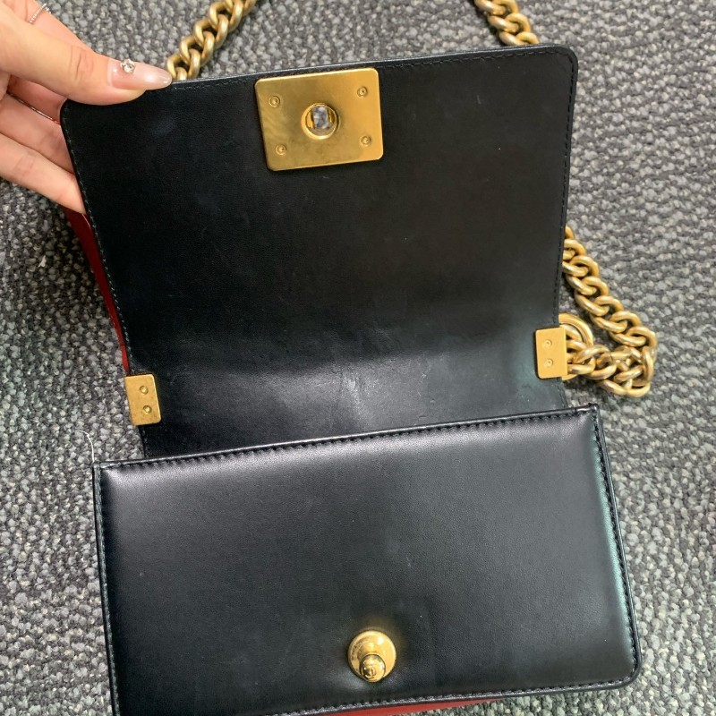 Chanel leboy小號 20cm羊皮金扣酒紅色口蓋包-19