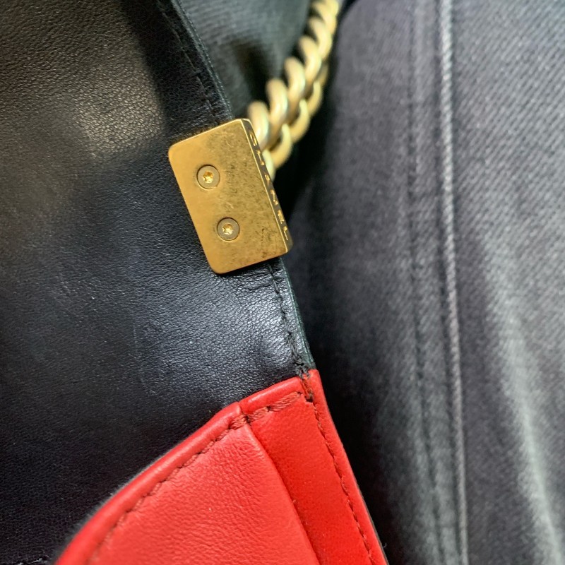 Chanel leboy小號 20cm羊皮金扣酒紅色口蓋包-25