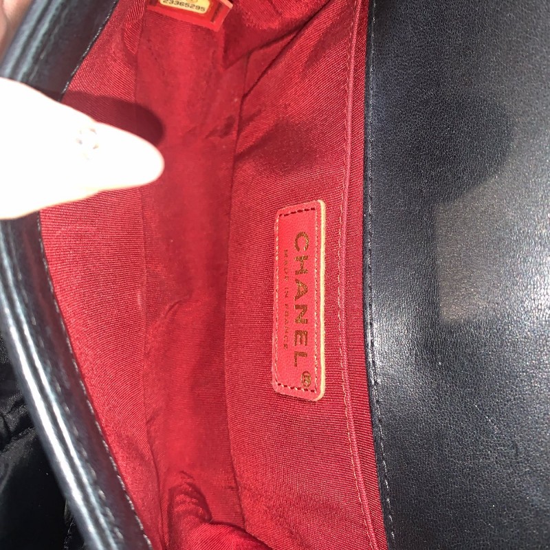 Chanel leboy小號 20cm羊皮金扣酒紅色口蓋包-26