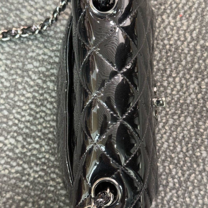 Chanel 香奈兒 黑銀漆皮方胖子肩背包斜背包-17