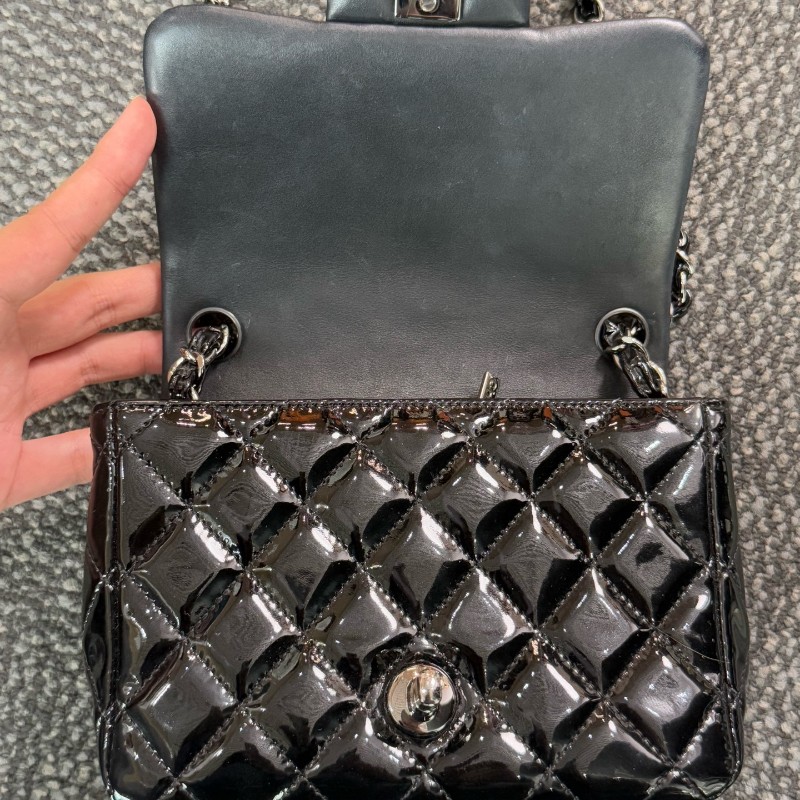 Chanel 香奈兒 黑銀漆皮方胖子肩背包斜背包-18