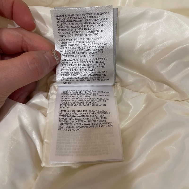 ❤️MONCLER 鐳射款羽絨外套-7