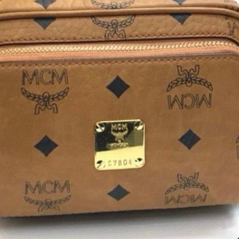 MCM aren brown small-2