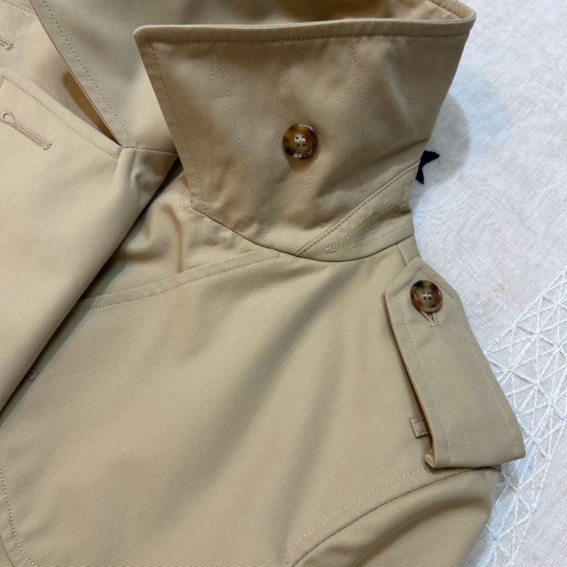 BURBERRY英國蜜色伊斯靈頓風衣UK8-9